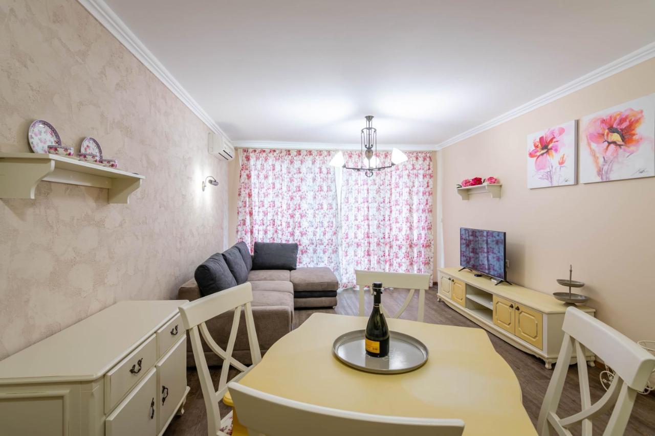 Provence Deluxe Apartment In Atia Resort Chernomorets Eksteriør billede